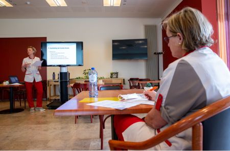 Randvoorwaarden tot sterke opleiding voor verzorgenden en zorgkundigen